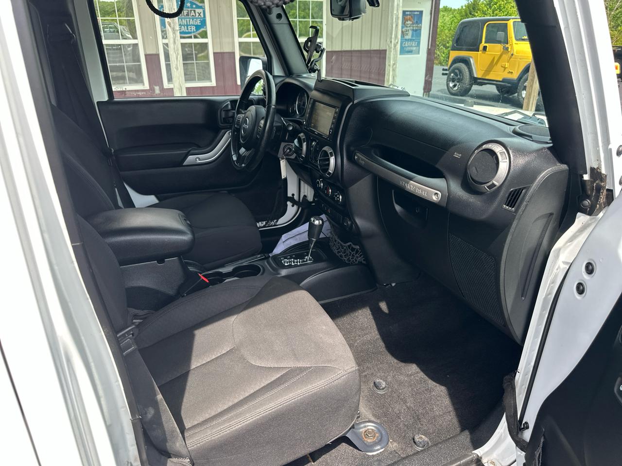 Jeep Wrangler Unlimited Sport 4WD 2015