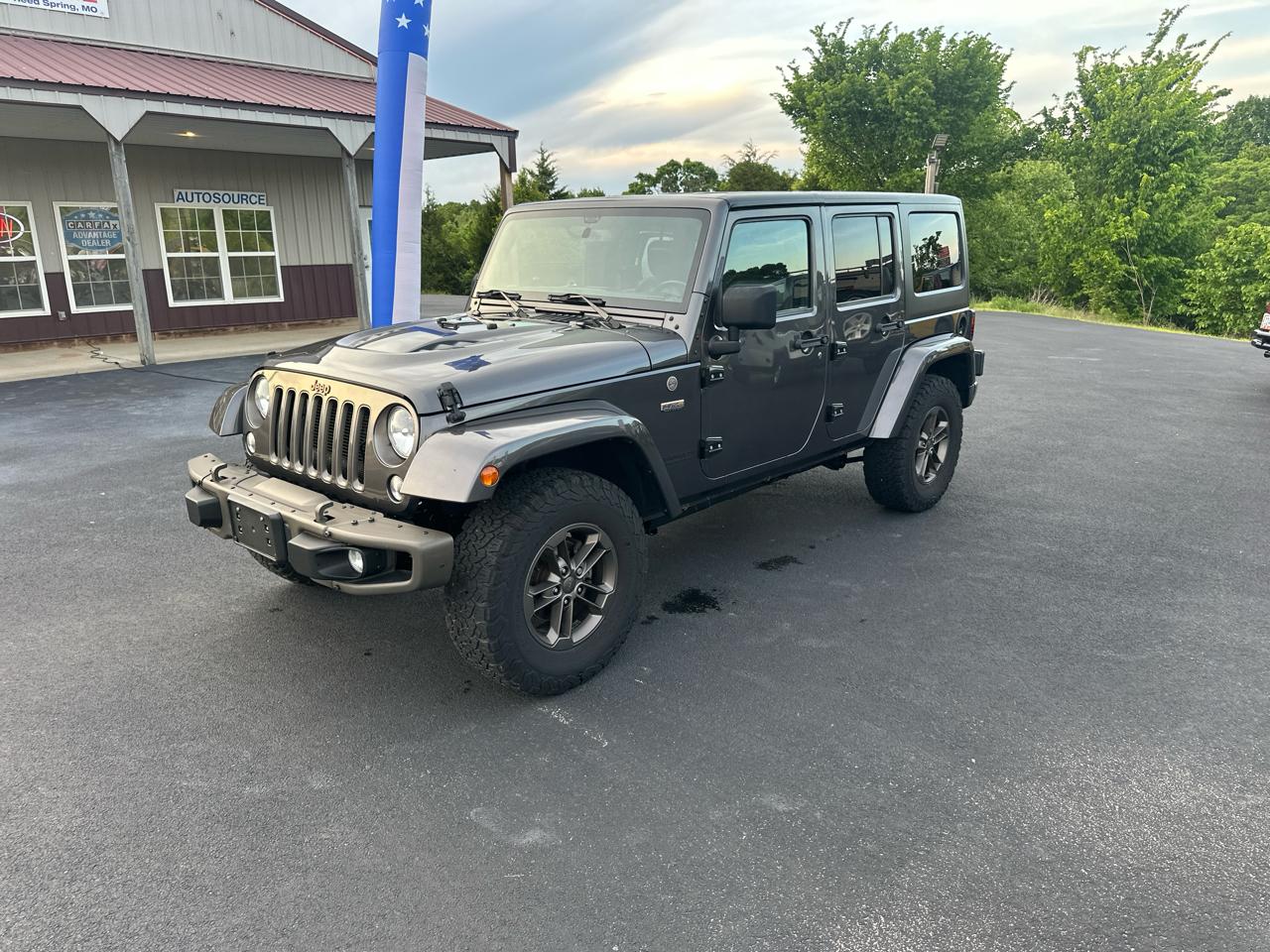 Jeep Wrangler Unlimited Sahara 4WD 2017