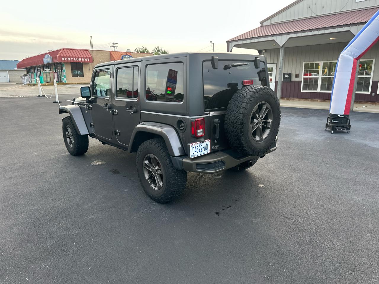 Jeep Wrangler Unlimited Sahara 4WD 2017
