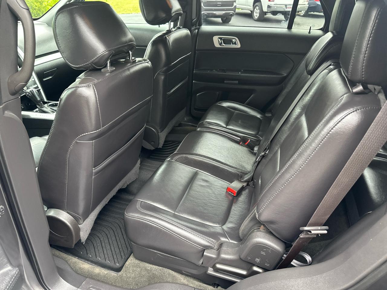Ford Explorer 4dr 112" WB XLT 4WD 2015
