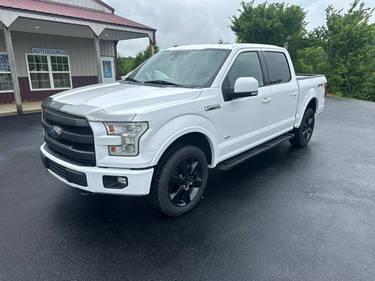 Ford F-150 4WD SuperCab 163" Lariat w/HD Payload Pkg 2016