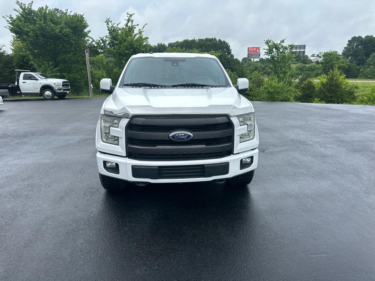 Ford F-150 4WD SuperCab 163" Lariat w/HD Payload Pkg 2016