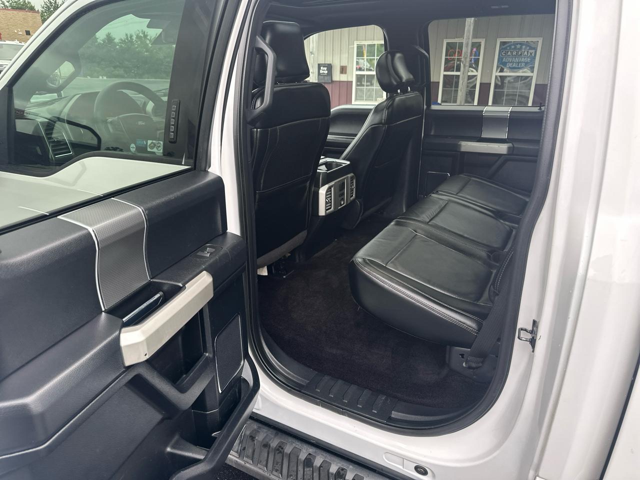 Ford F-150 4WD SuperCab 163" Lariat w/HD Payload Pkg 2016