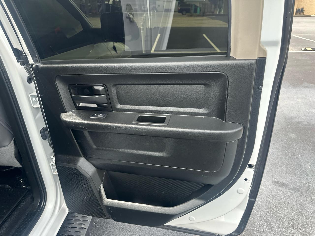 RAM 2500 Tradesman Crew Cab LWB 4WD 2018
