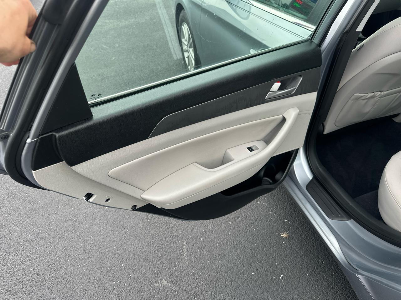 Hyundai Sonata SE 2015
