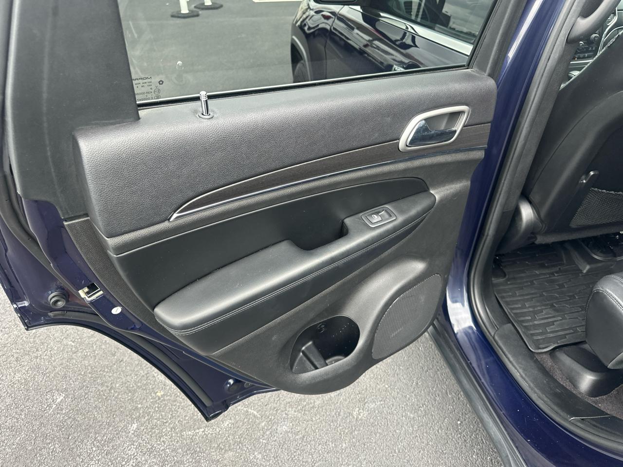Jeep Grand Cherokee Limited 2WD 2018