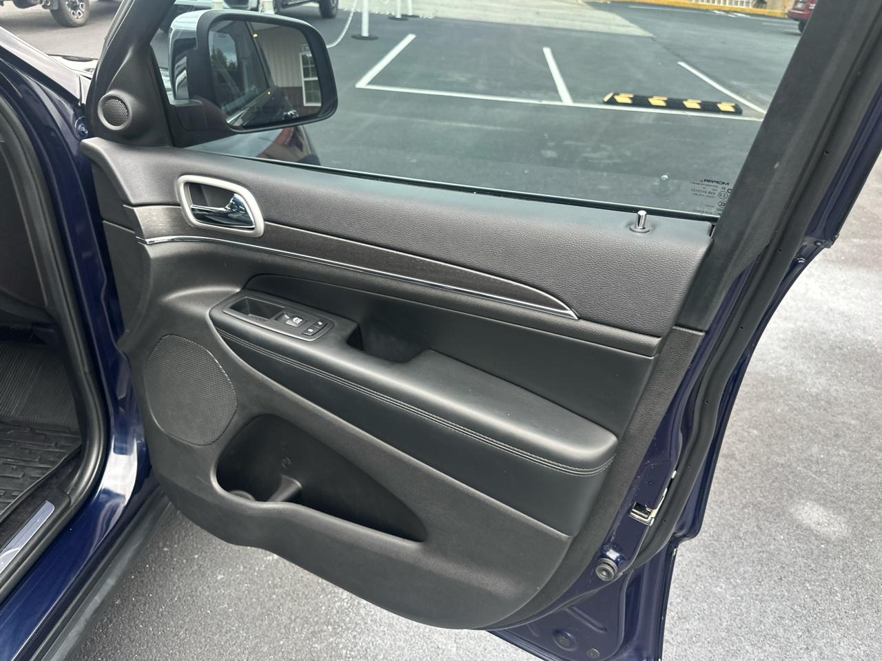 Jeep Grand Cherokee Limited 2WD 2018