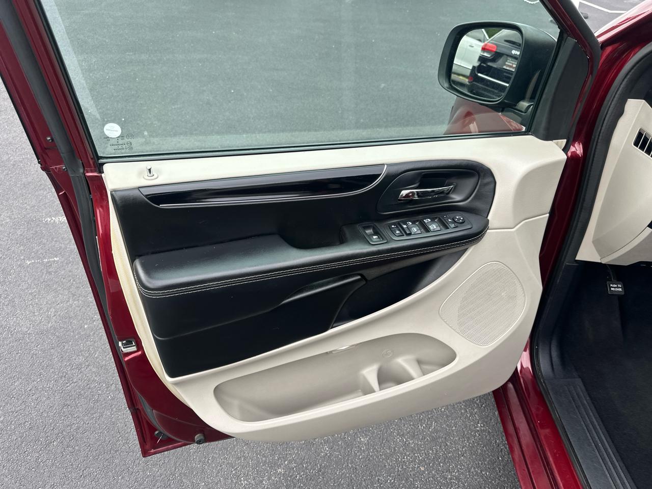 Dodge Grand Caravan SXT 2019