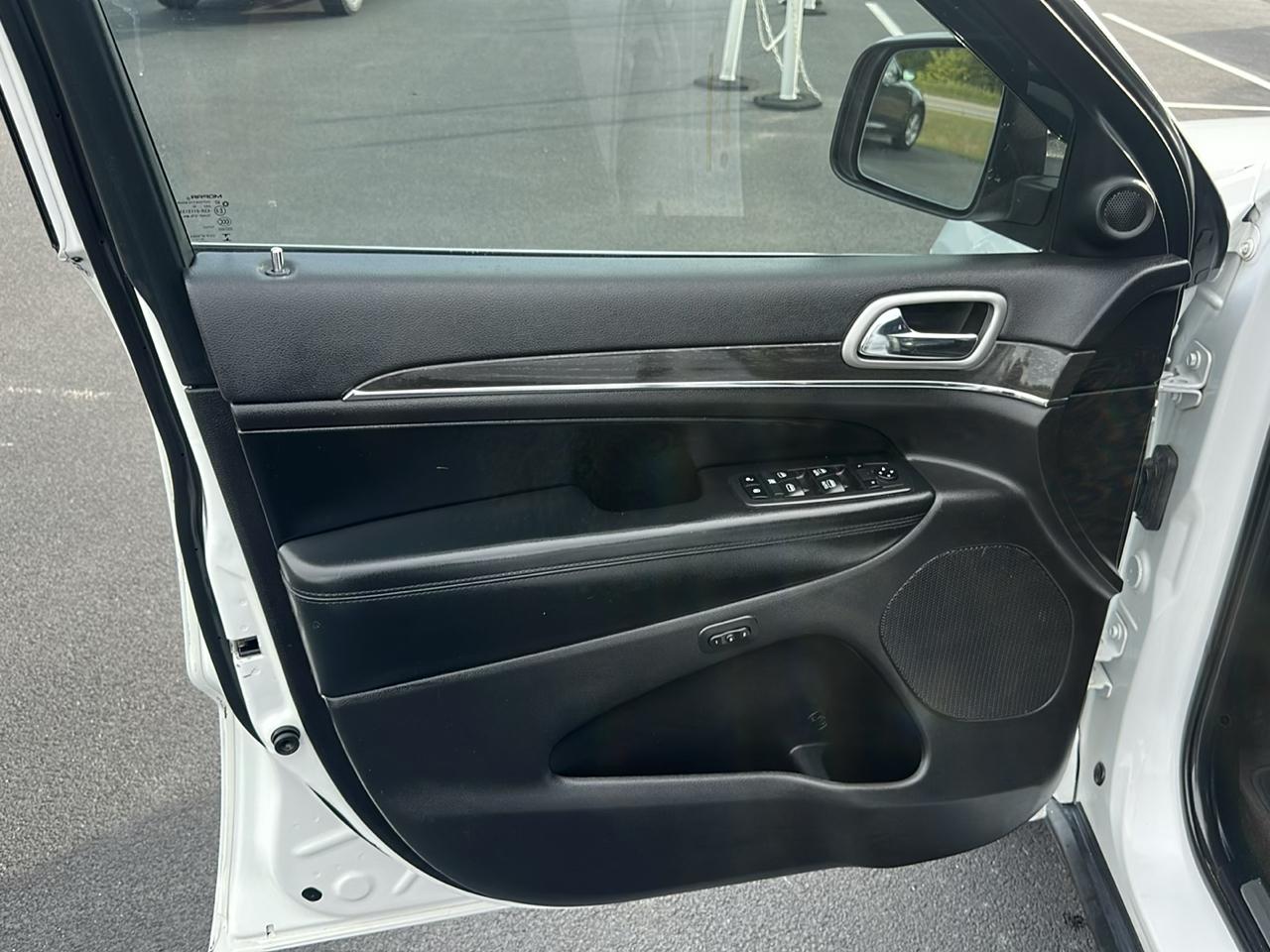 Jeep Grand Cherokee Limited 2WD 2018