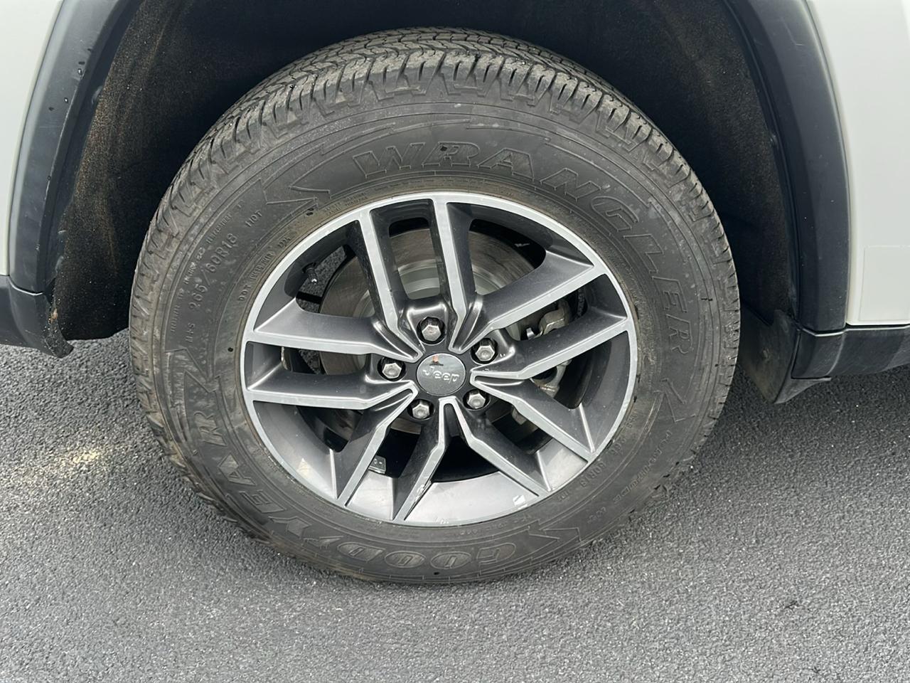 Jeep Grand Cherokee Limited 2WD 2018