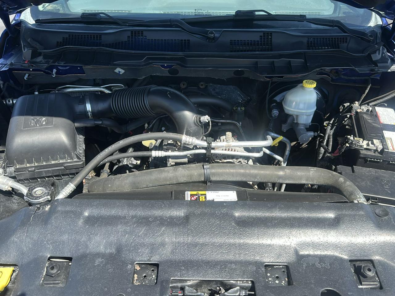 RAM 1500 4WD Crew Cab 140.5" Outdoorsman 2016
