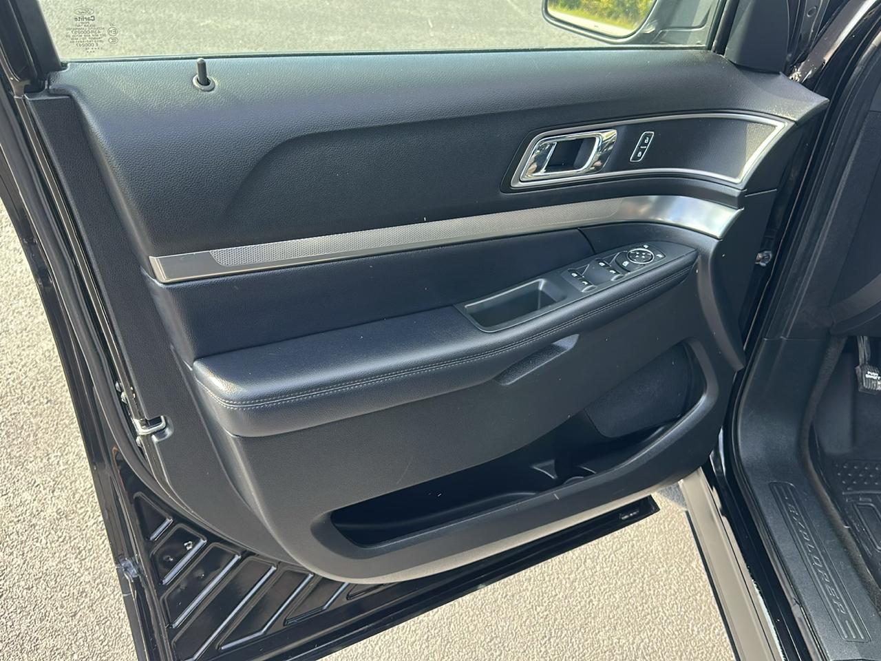 Ford Explorer 4dr Limited 4WD 2018