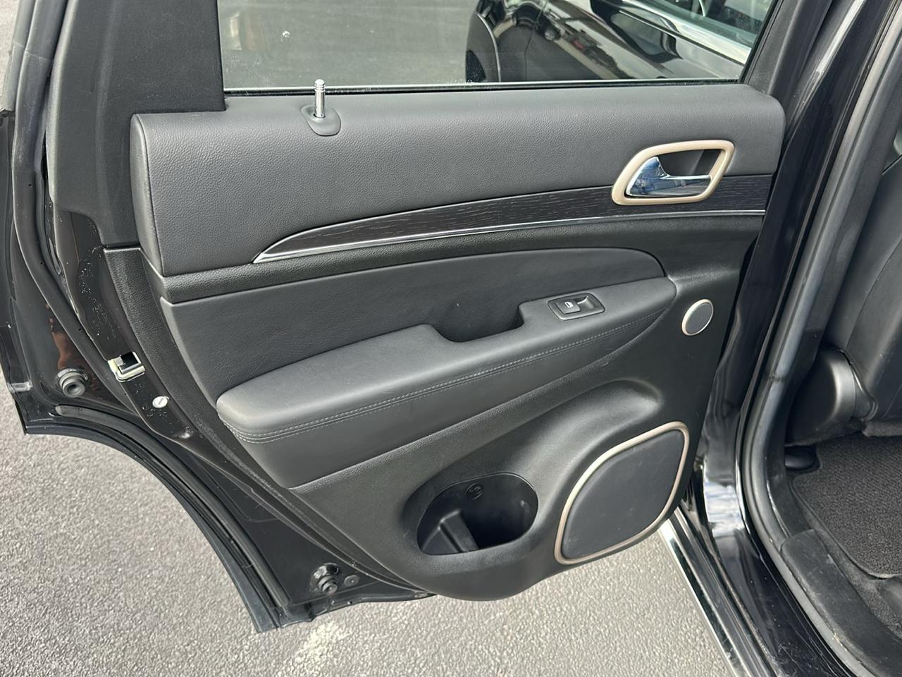 Jeep Grand Cherokee Summit 4WD 2014