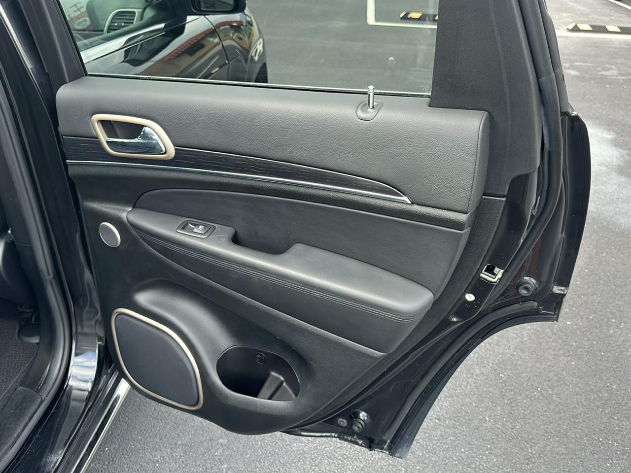 Jeep Grand Cherokee Summit 4WD 2014