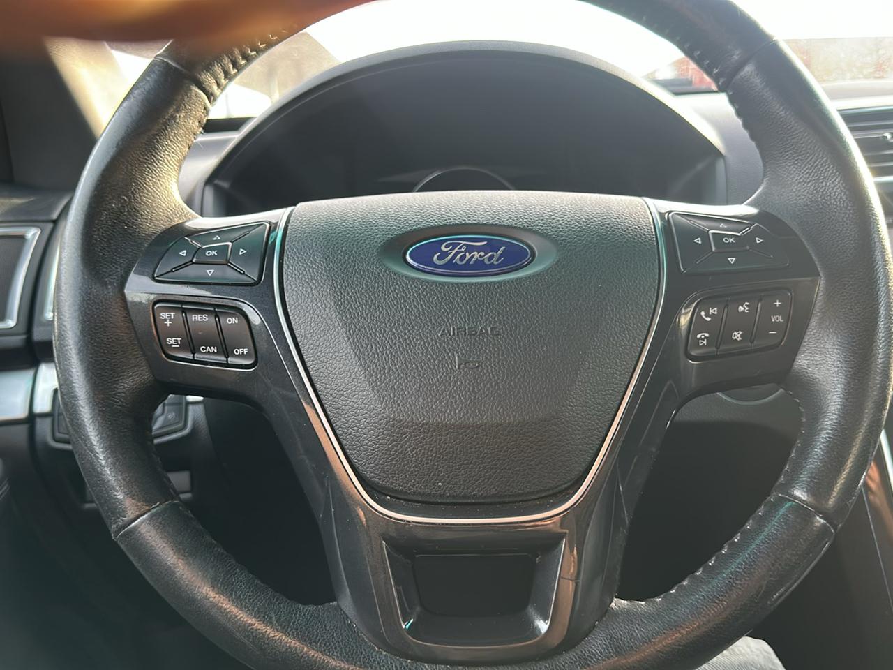 Ford Explorer Limited 4WD 2016