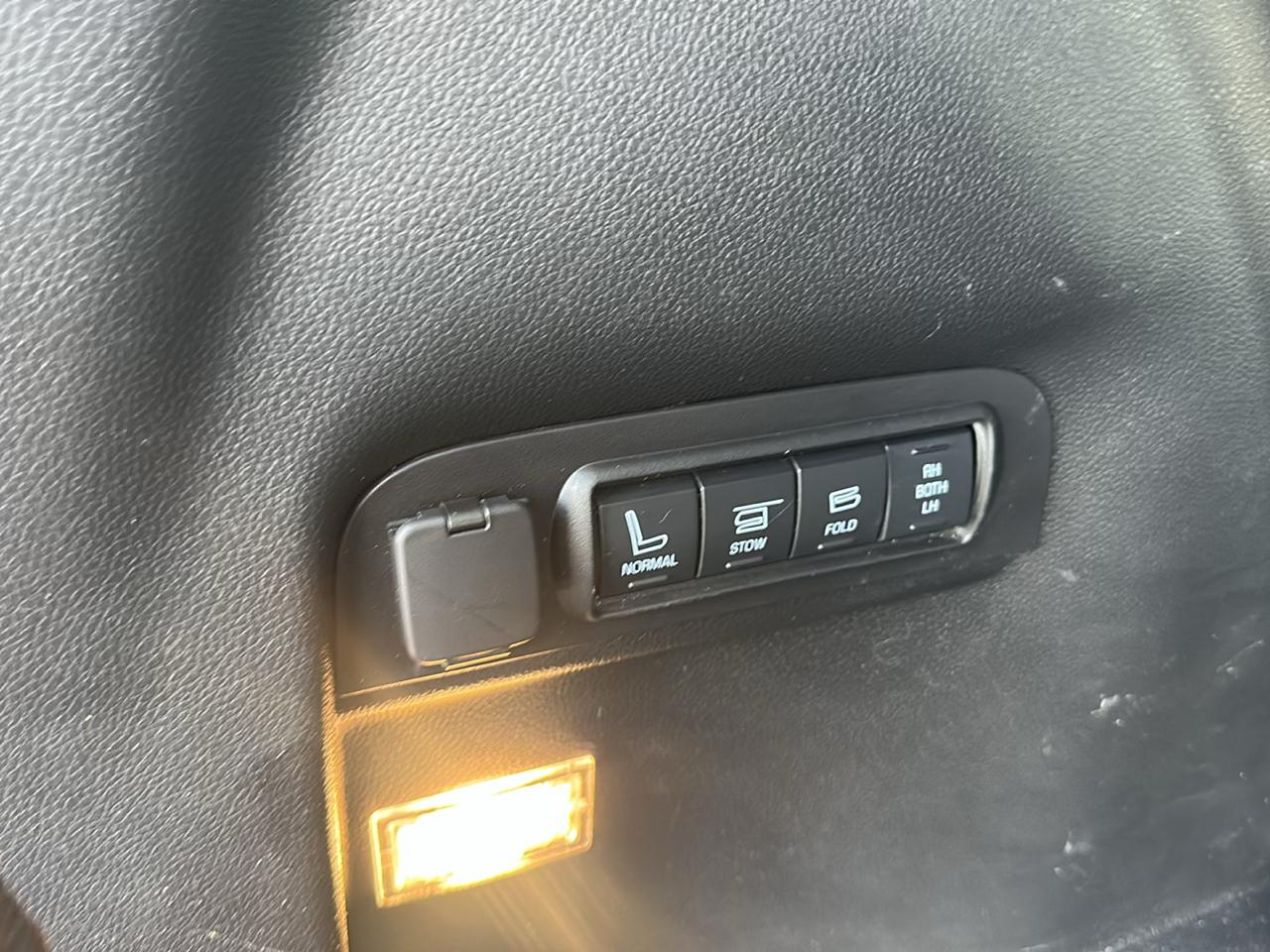 Ford Explorer Limited 4WD 2016