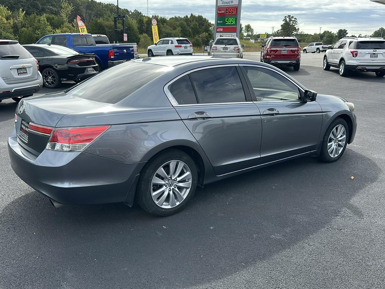 Honda Accord EX-L Sedan AT 2012