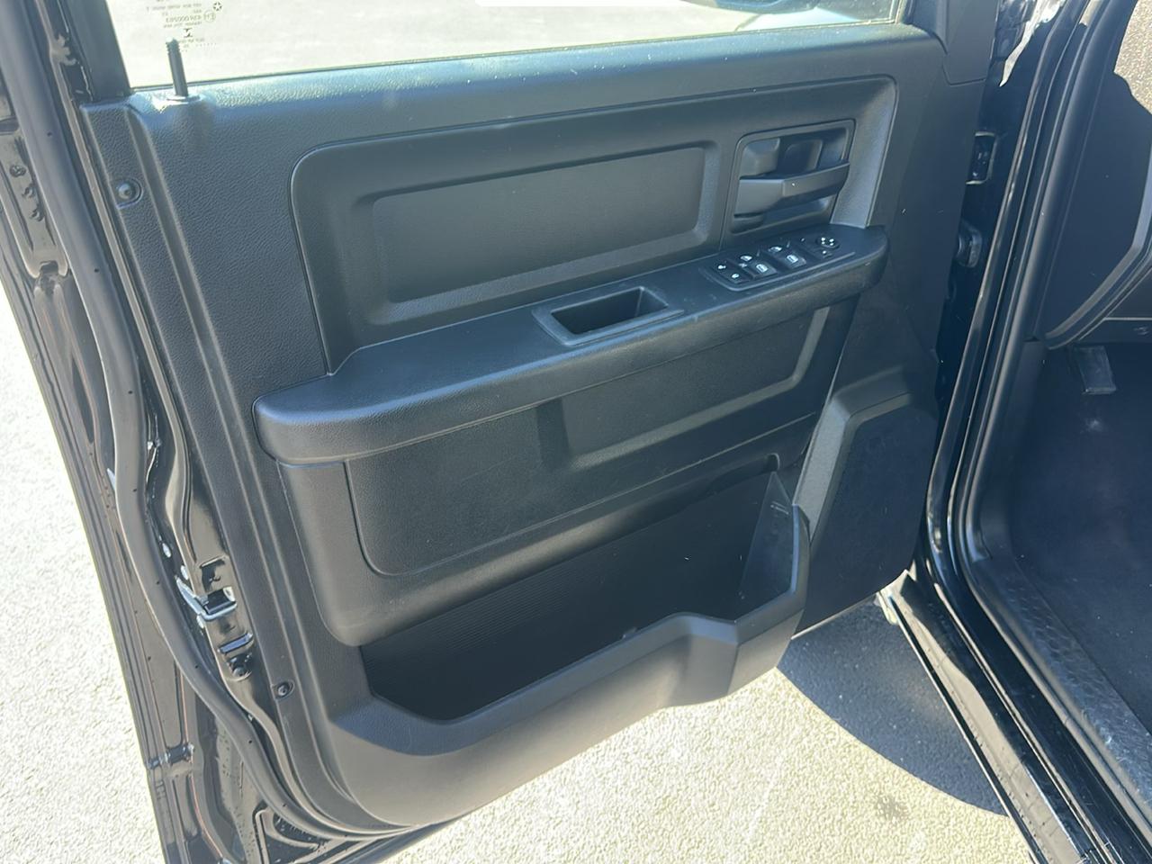 RAM 1500 Classic Tradesman Quad Cab 2WD 2020
