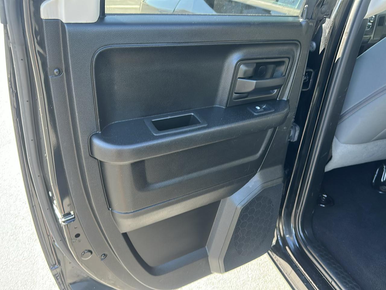 RAM 1500 Classic Tradesman Quad Cab 2WD 2020