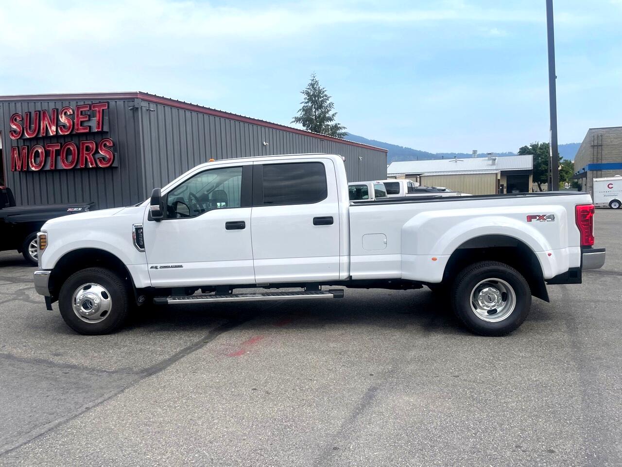 Ford F-350 SD FX4 Crew Cab Long Bed DRW 4WD 2019