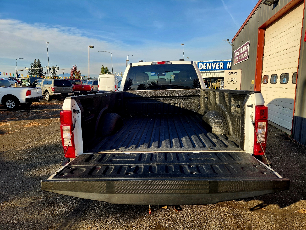 Ford Super Duty F-250 SRW XLT 4WD SuperCab 8' Box 2022 Ford Super Duty F-250 SRW XLT 4WD SuperCab 8' Box 2022