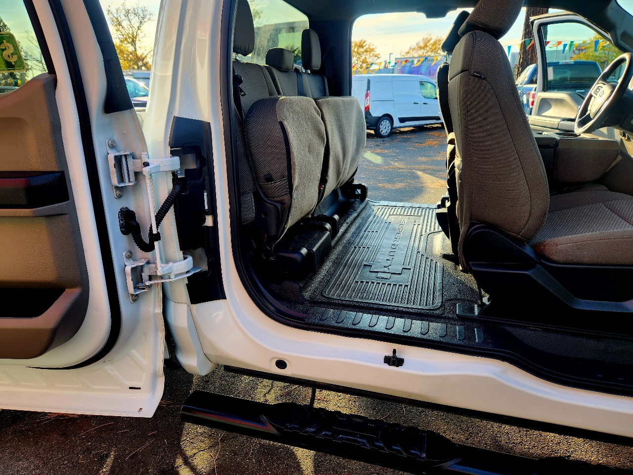 Ford Super Duty F-250 SRW XLT 4WD SuperCab 8' Box 2022 Ford Super Duty F-250 SRW XLT 4WD SuperCab 8' Box 2022