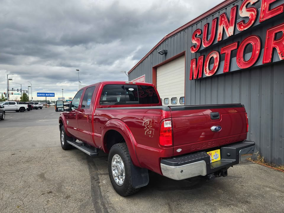 Ford Super Duty F-350 SRW Crew Cab 156" Lariat 2014 Ford Super Duty F-350 SRW Crew Cab 156" Lariat 2014