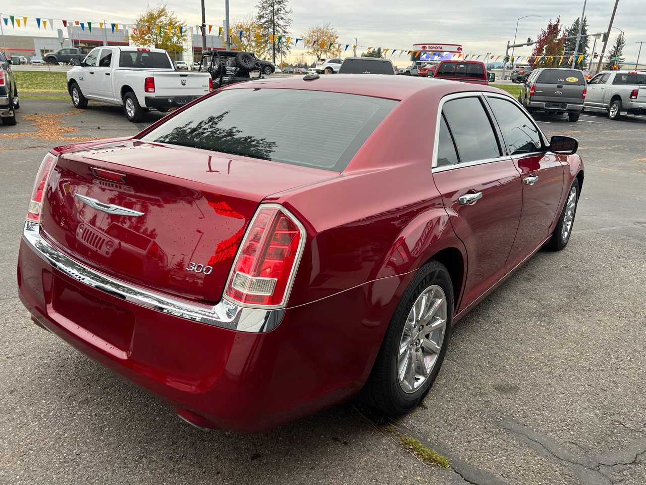 Chrysler 300 4dr Sdn V6 Limited RWD 2012 Chrysler 300 4dr Sdn V6 Limited RWD 2012
