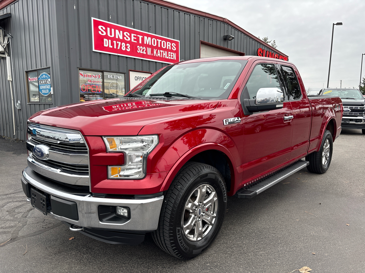 2016 Ford F-150 4WD SuperCab 145" Lariat