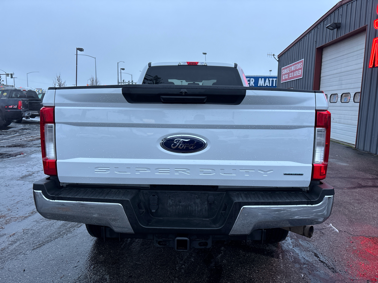 Ford Super Duty F-350 SRW XLT 4WD SuperCab 8' Box 2019