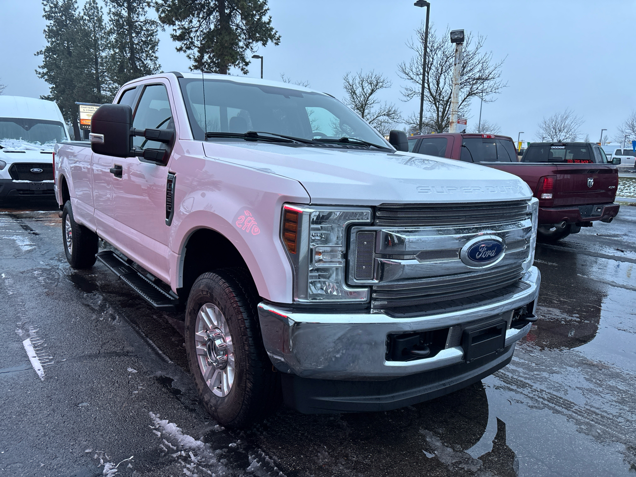 Ford Super Duty F-350 SRW XLT 4WD SuperCab 8' Box 2019