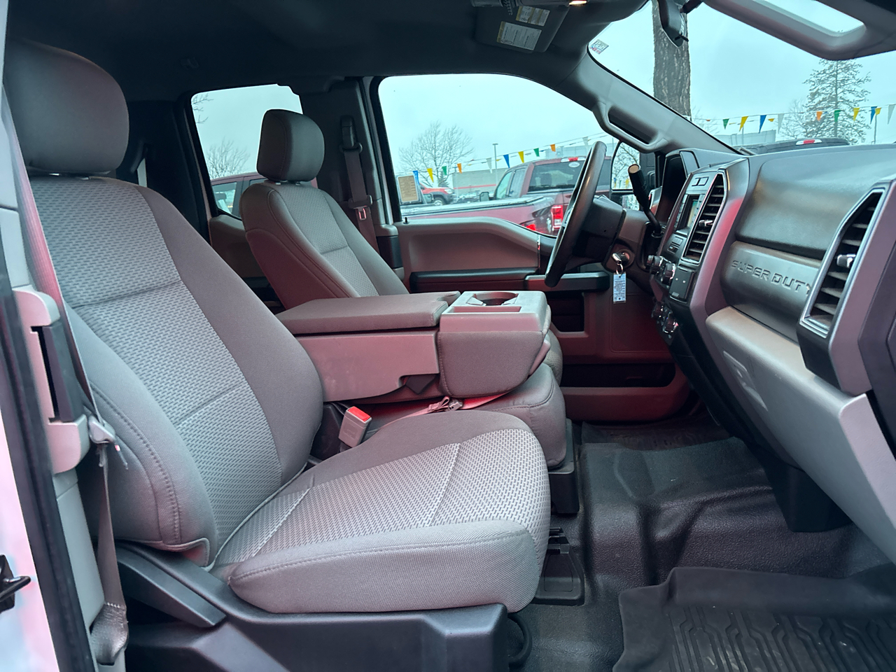 Ford Super Duty F-350 SRW XLT 4WD SuperCab 8' Box 2019