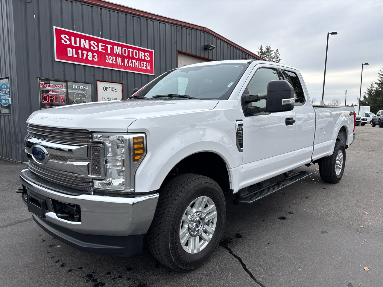 2019 Ford Super Duty F-350 SRW XLT 4WD SuperCab 8' Box
