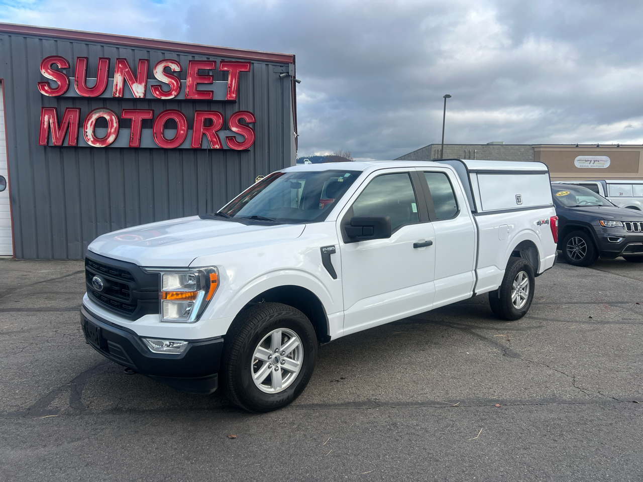 2021 Ford F-150 4WD SuperCab 145" XL