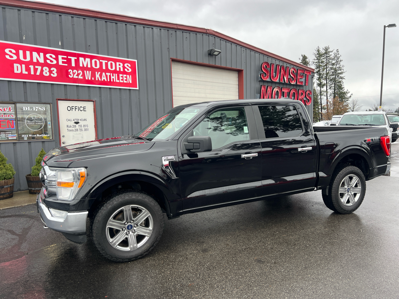 2021 Ford F-150 4WD SuperCrew 145" XLT
