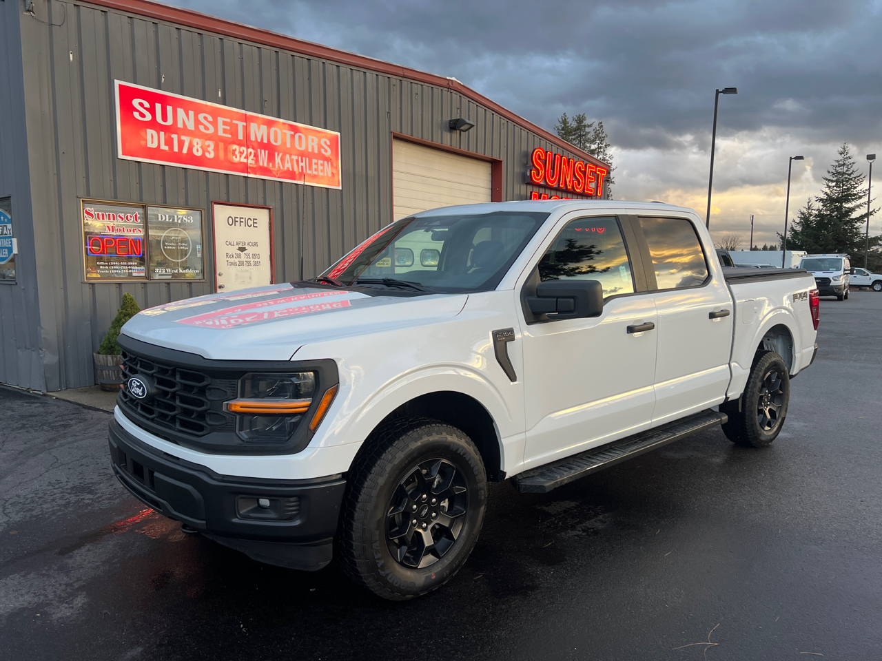 2024 Ford F-150 STX 4WD SuperCrew 5.5' Box
