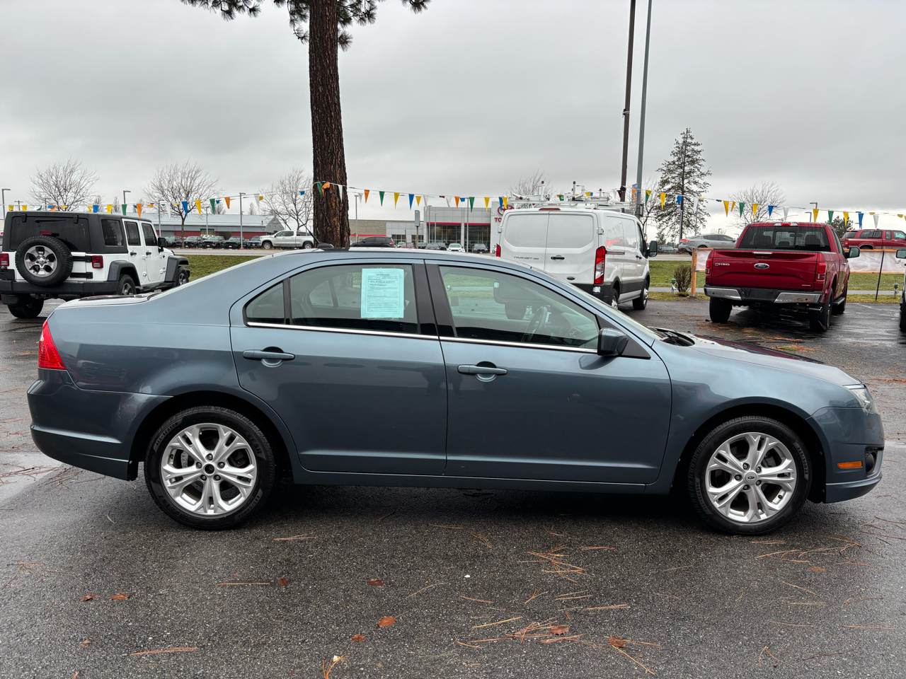 Ford Fusion 4dr Sdn SE FWD 2012