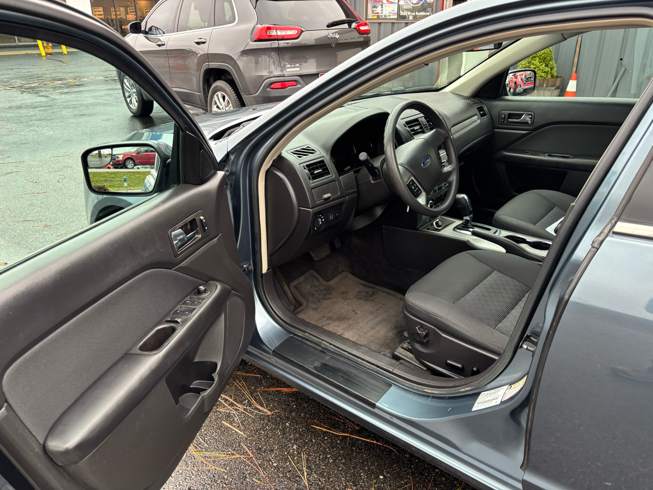 Ford Fusion 4dr Sdn SE FWD 2012