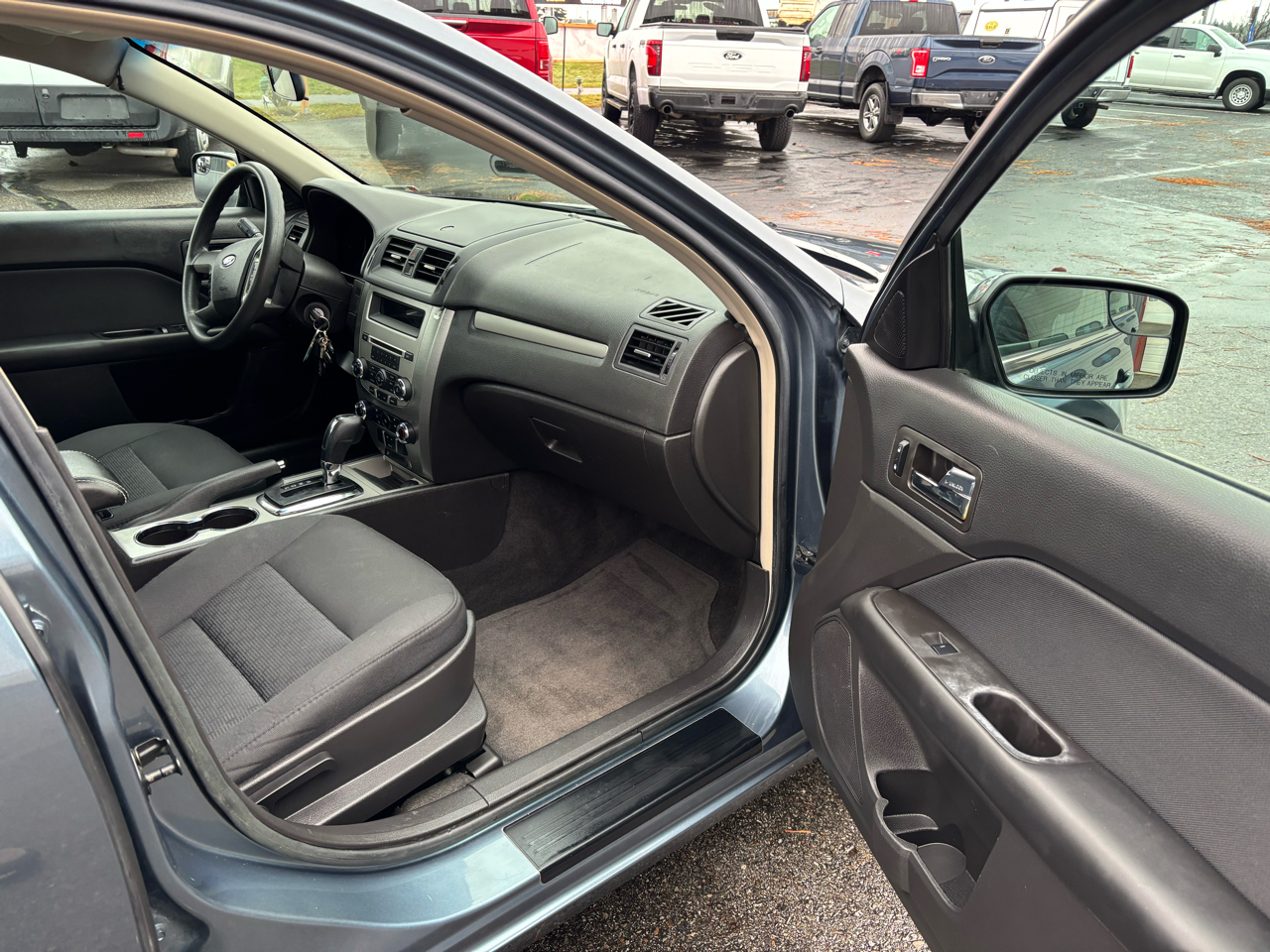 Ford Fusion 4dr Sdn SE FWD 2012