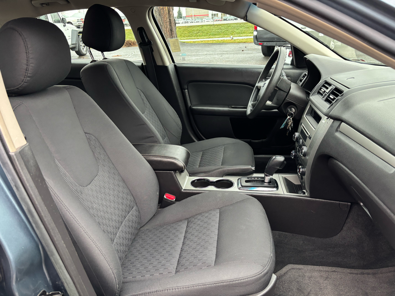 Ford Fusion 4dr Sdn SE FWD 2012