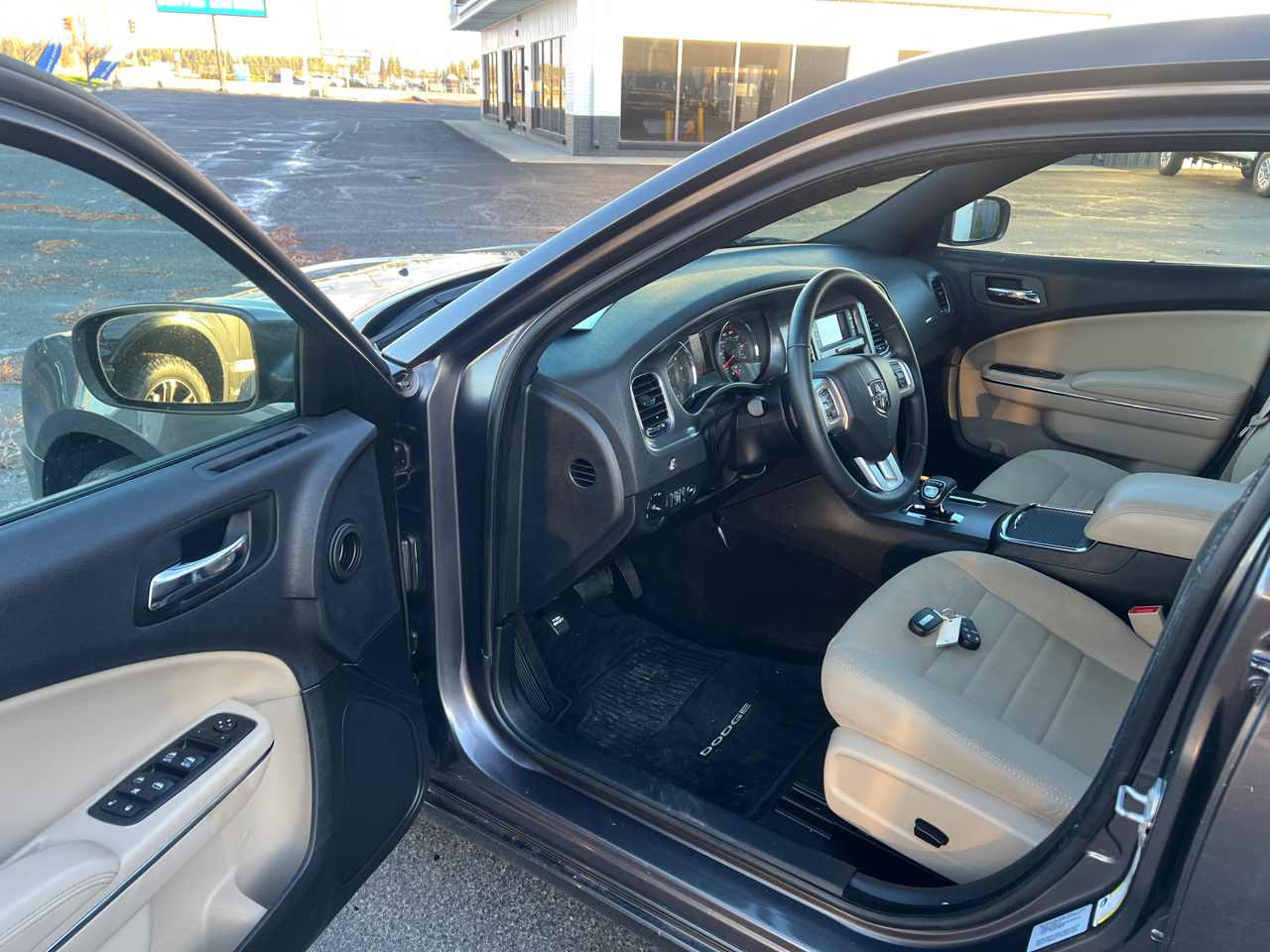 Dodge Charger 4dr Sdn SE AWD 2014