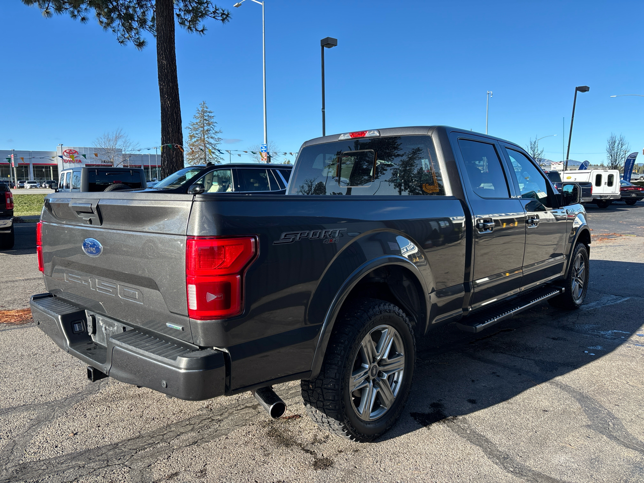 Ford F-150 4WD SuperCrew 157" XLT 2018