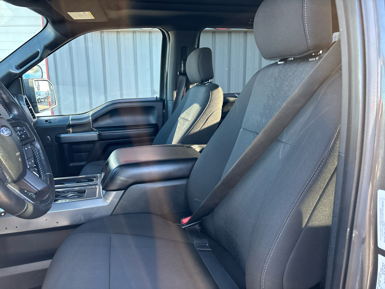 Ford F-150 4WD SuperCrew 157" XLT 2018