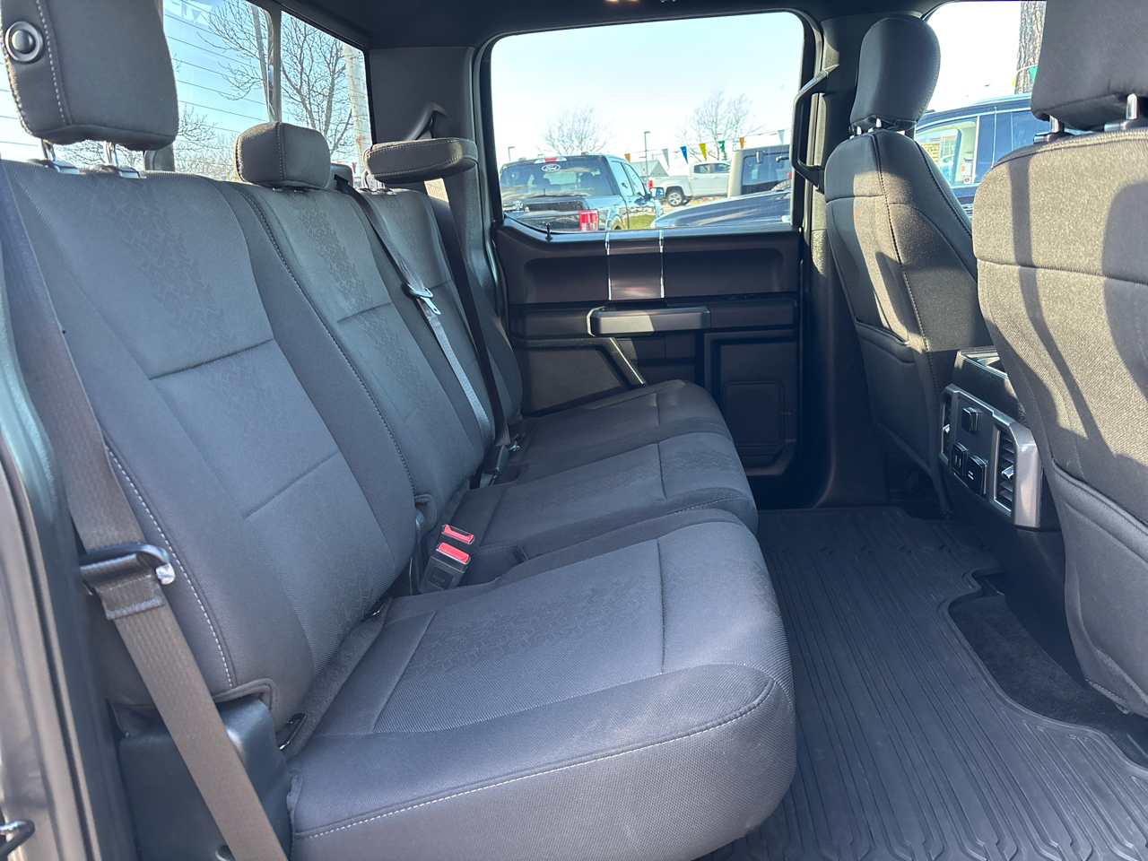 Ford F-150 4WD SuperCrew 157" XLT 2018