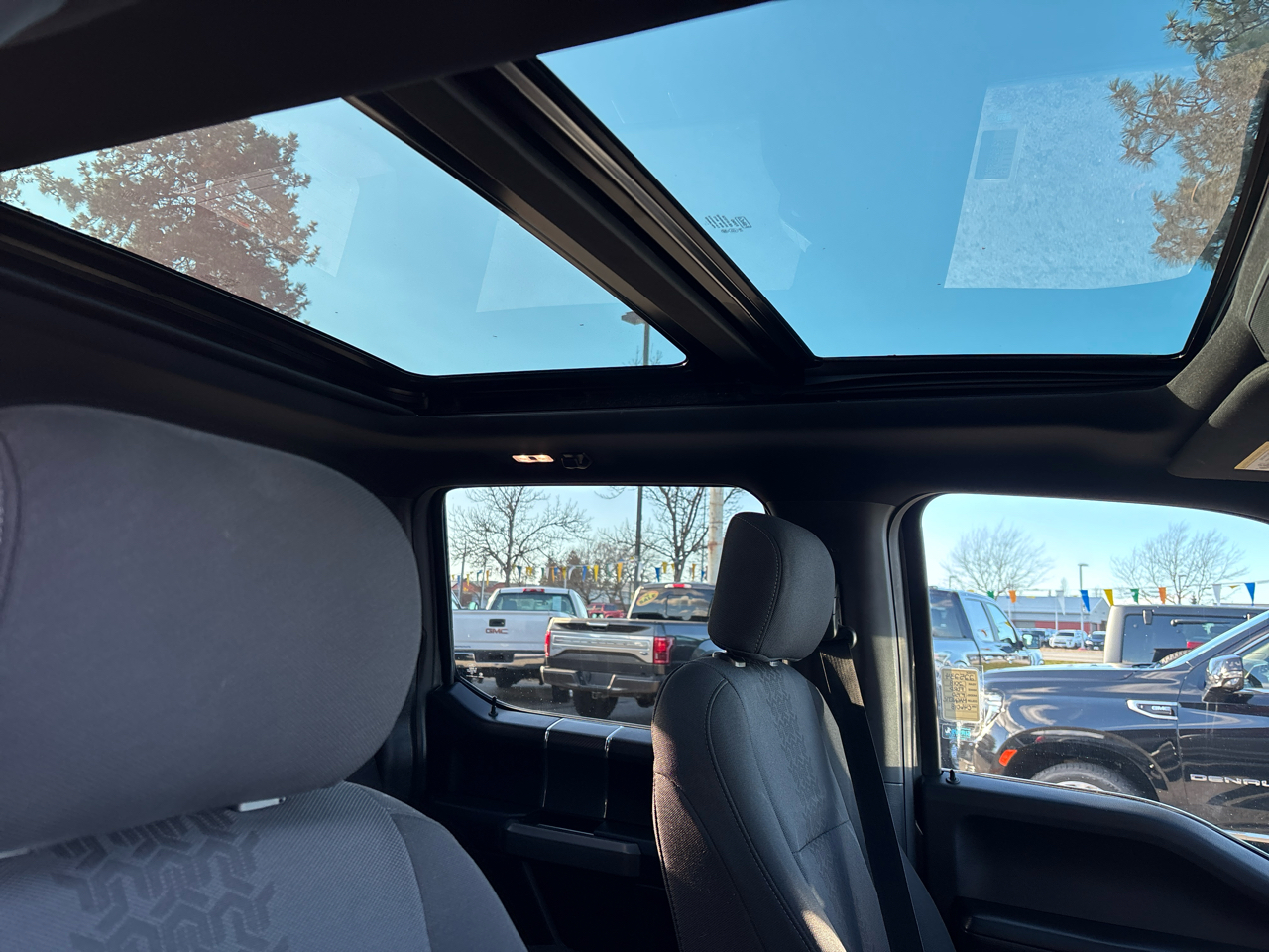 Ford F-150 4WD SuperCrew 157" XLT 2018