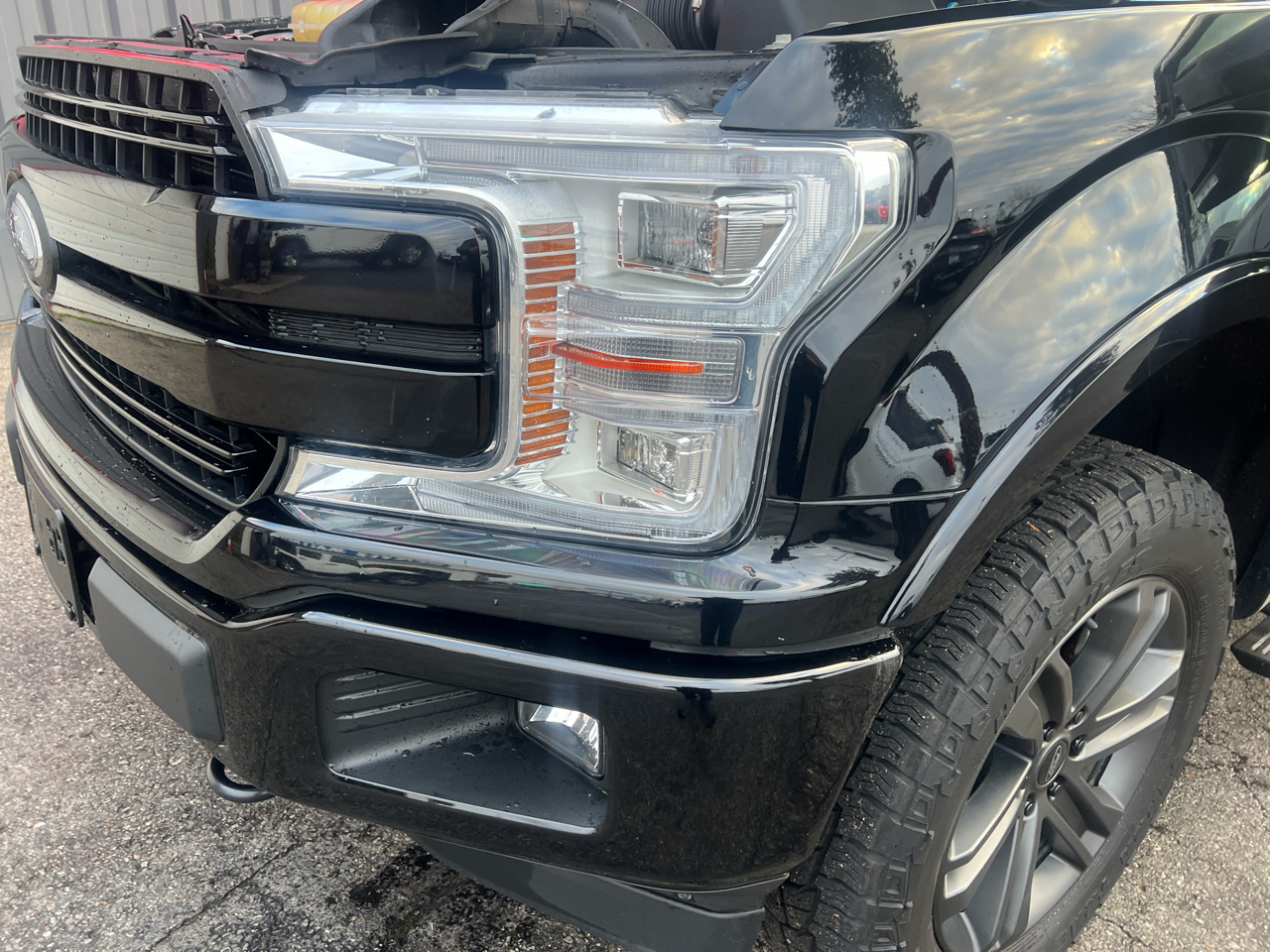 Ford F-150 4WD SuperCrew 145" Lariat 2020