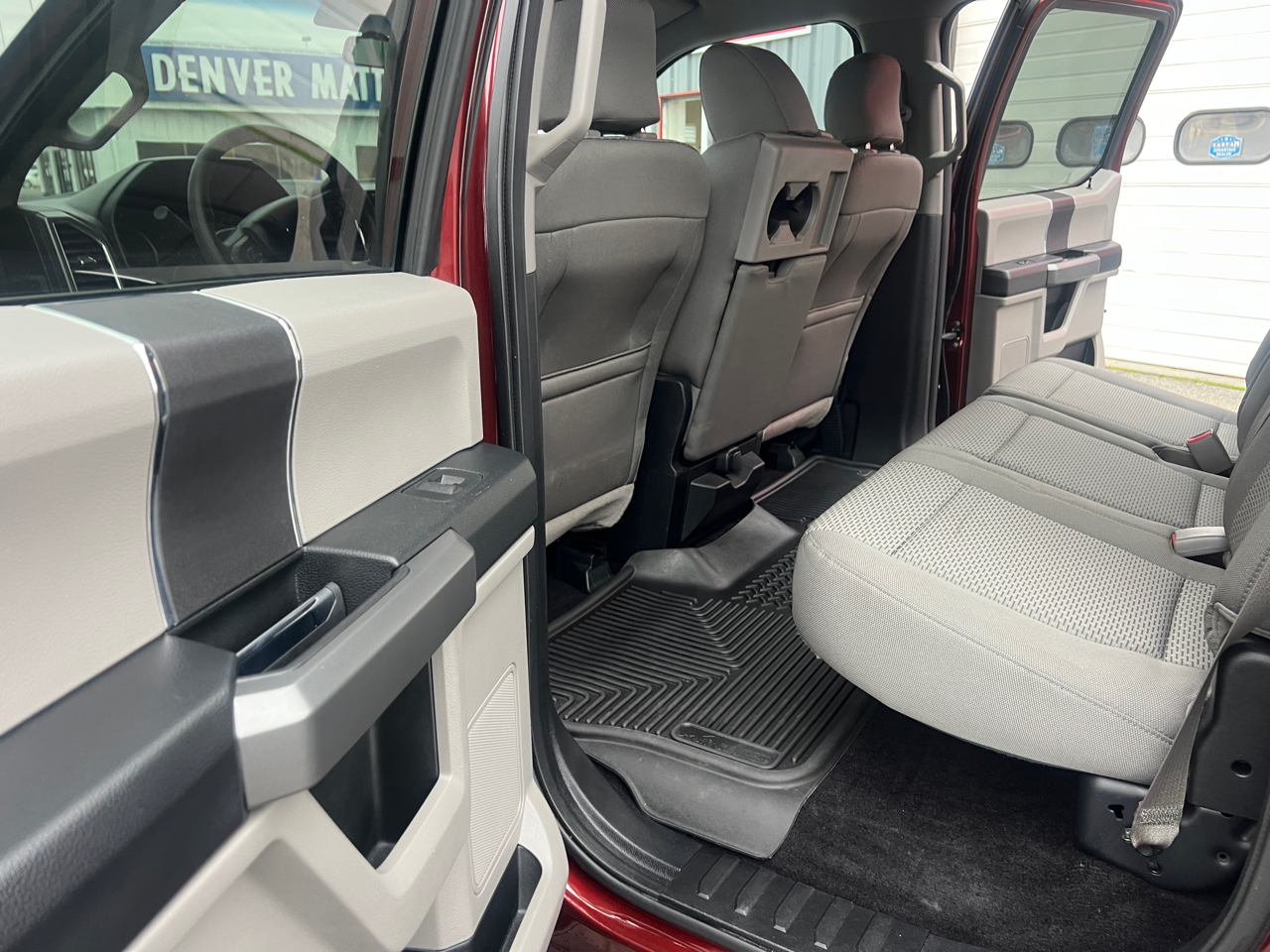 Ford F-150 4WD SuperCrew 145" XLT 2015