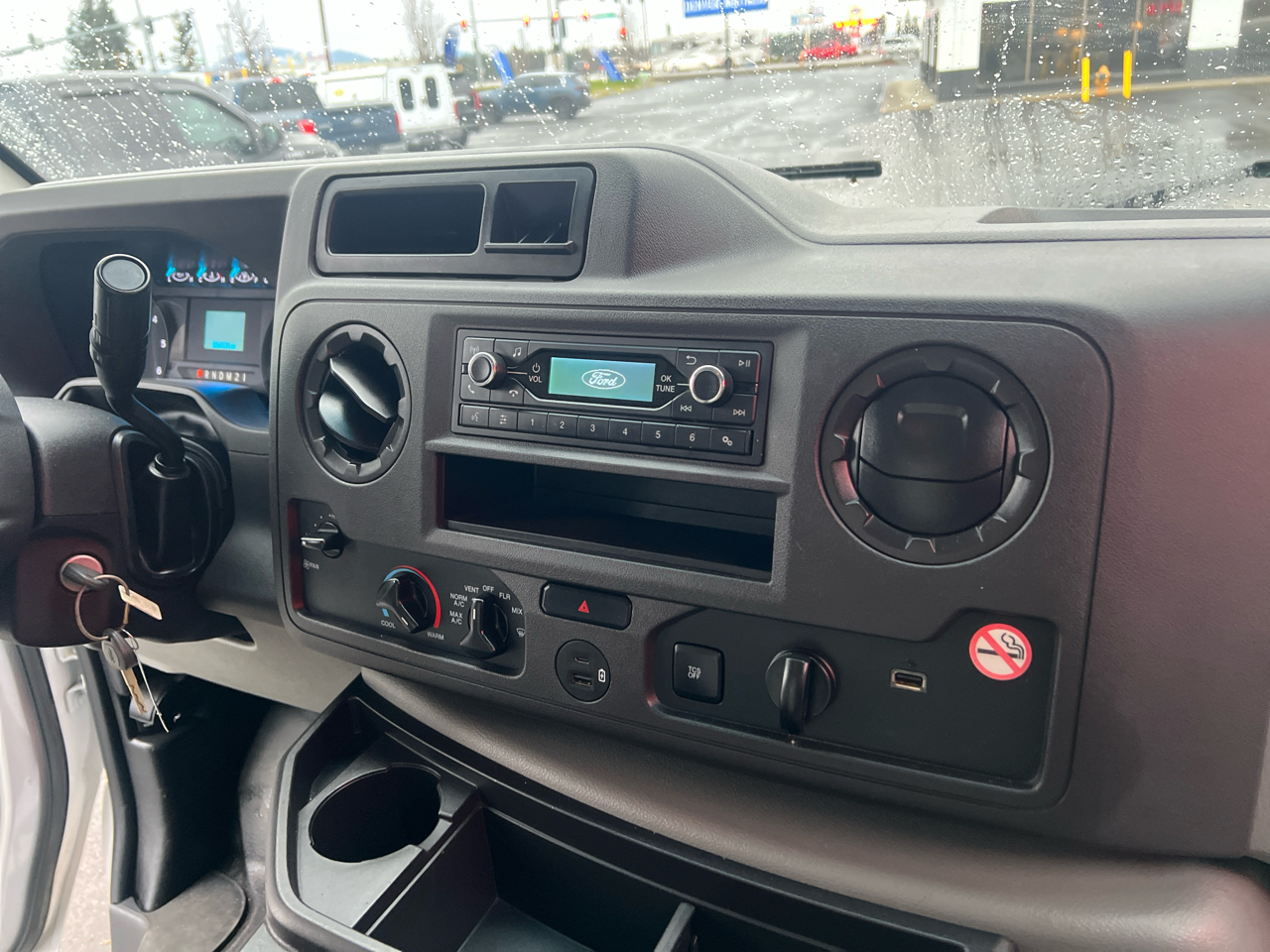 Ford E-Series Cutaway E-450 DRW 158" WB 2023