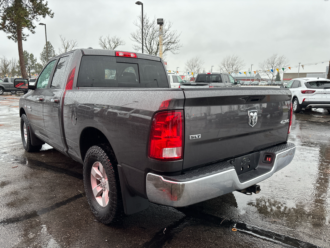 RAM 1500 4WD Quad Cab 140.5" SLT 2017