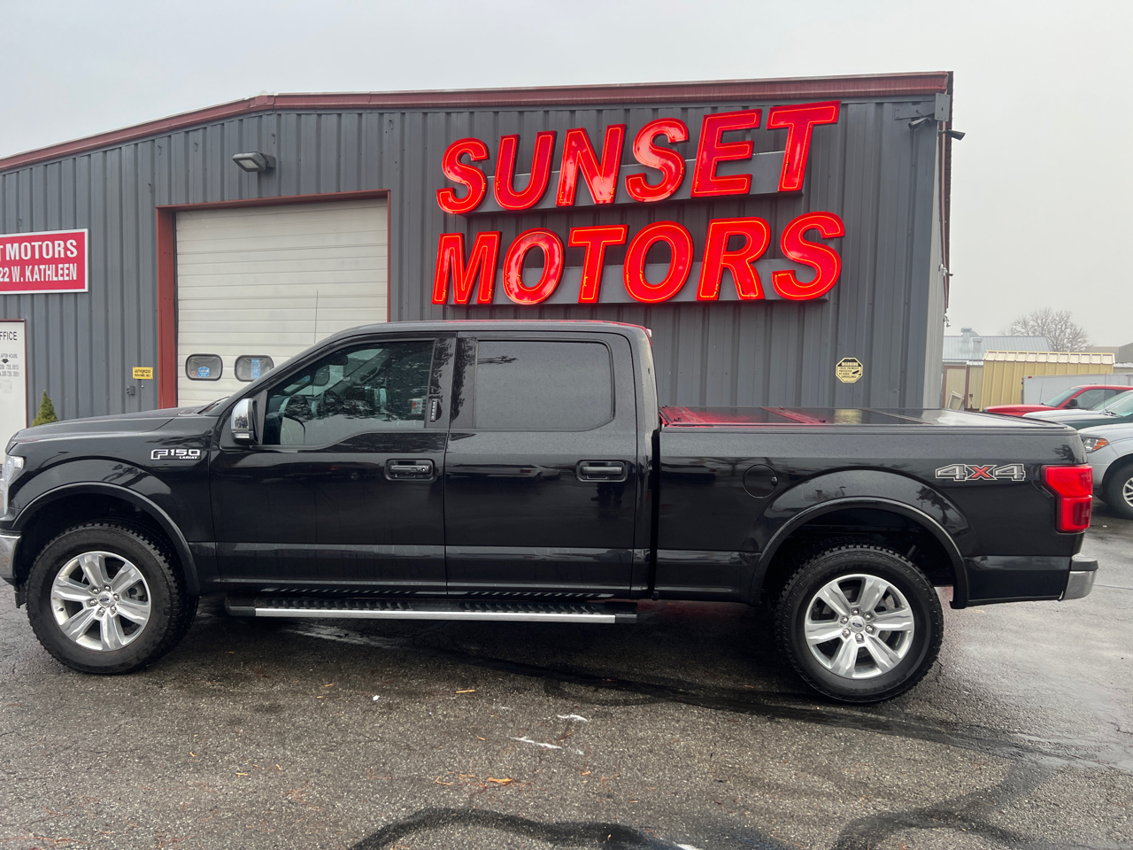 Ford F-150 4WD SuperCrew 157" Lariat 2020
